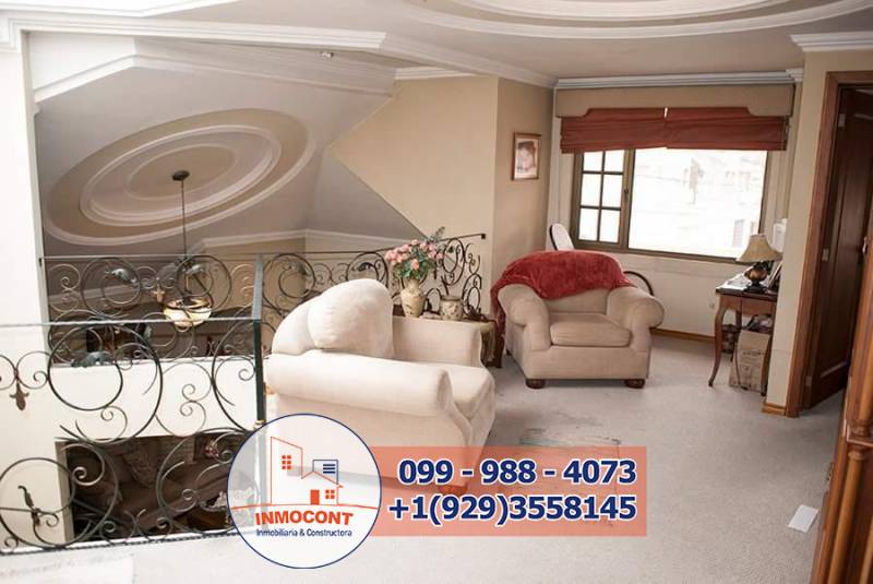 C1467 CASA EN VENTA, Sector Av. Primero de Mayo